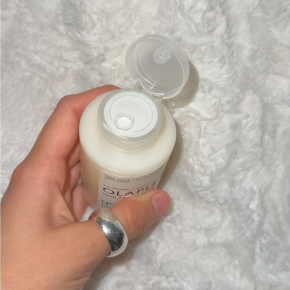 No. 3 Hair Perfector by OLAPLEX - Picture 2 of 2